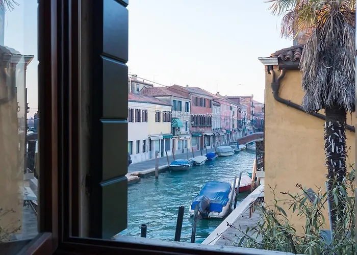 Central House Murano