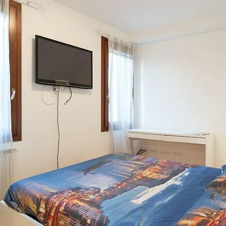 Central House * Murano